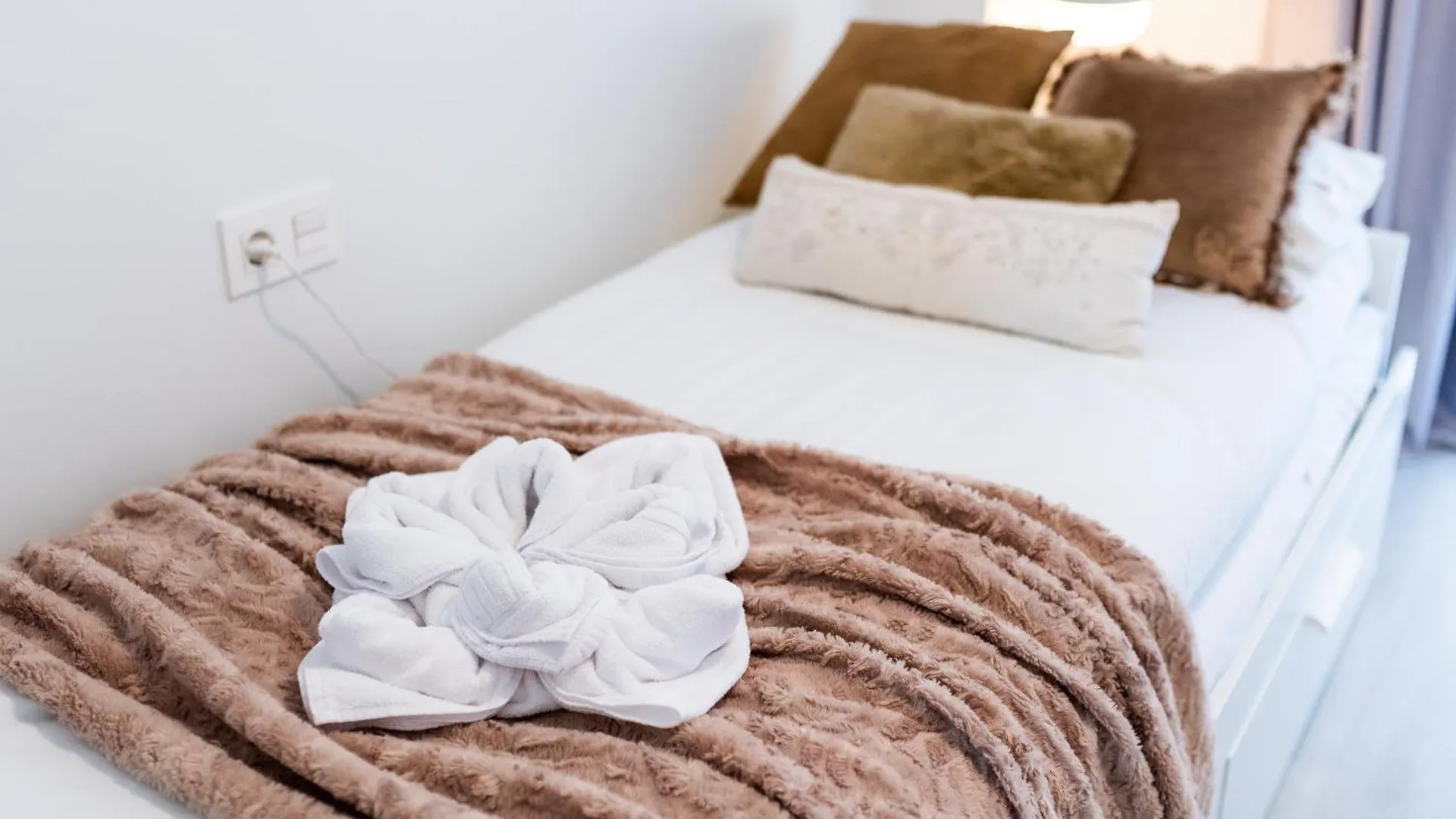 Wekey Homes, Angel Deluxe Apartment & Free Parking Granada