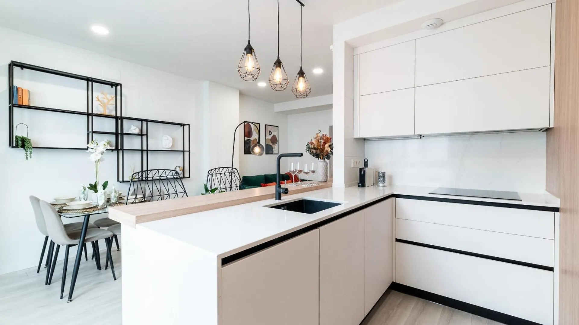 Wekey Homes, Angel Deluxe Apartment & Free Parking Granada